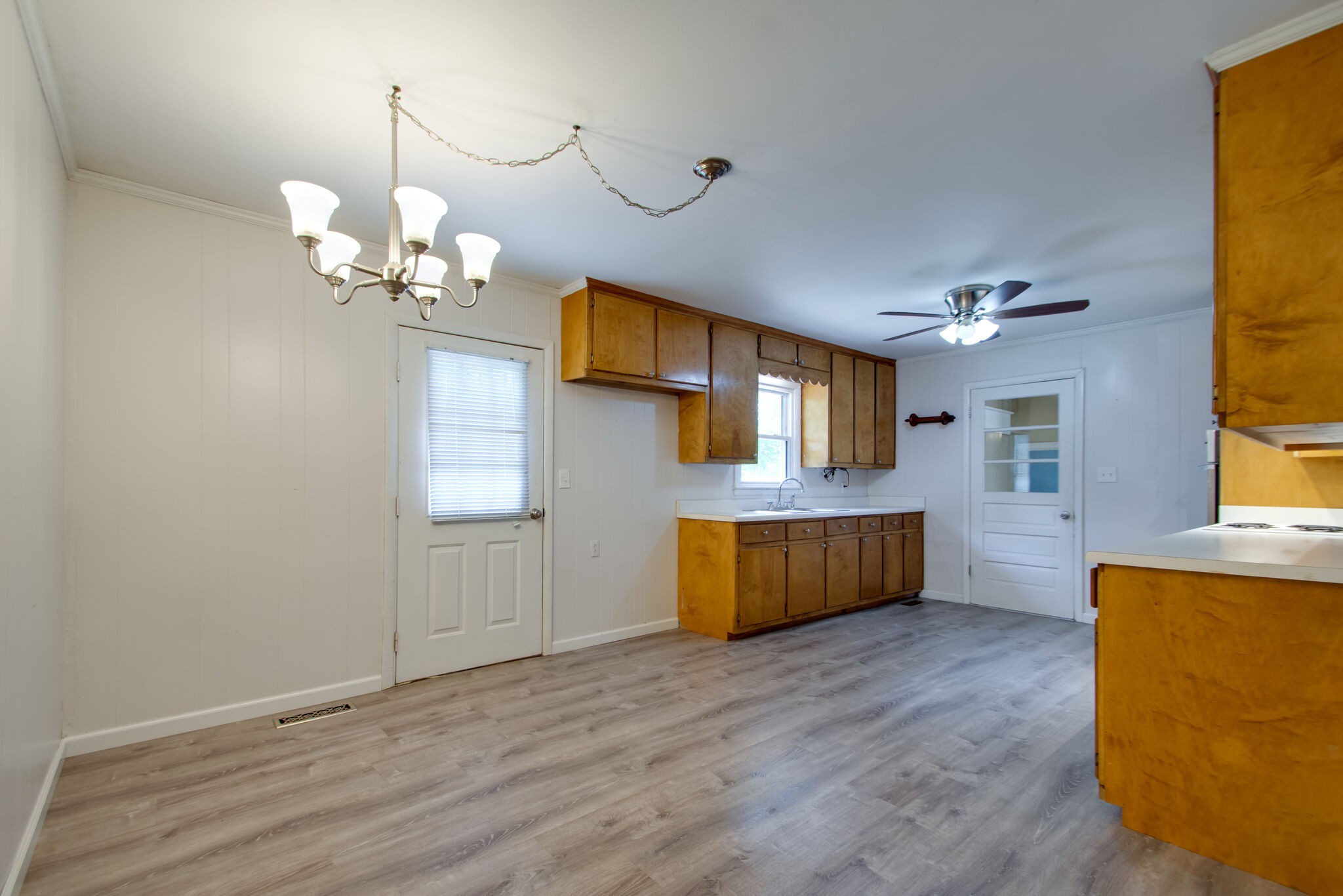 916 Rocky Road Pulaski, TN 38478 - Photo 8 of 29 Gallery Image 8