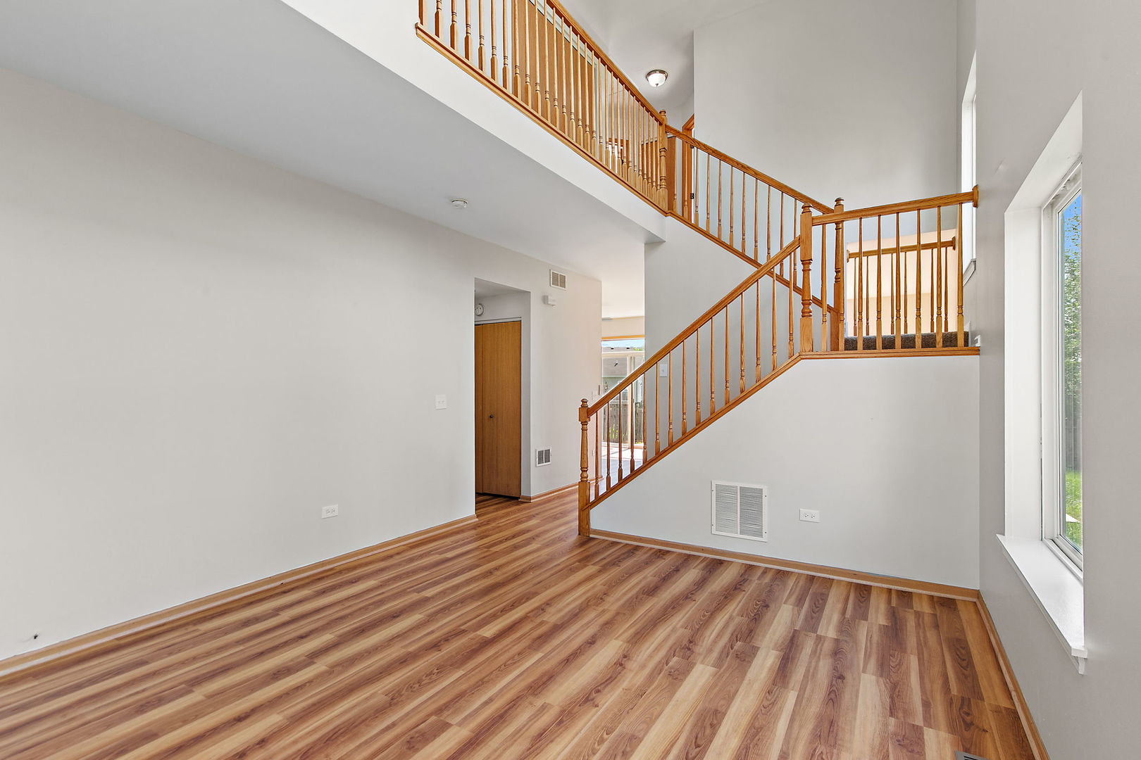4320 Dillon Street Plano, IL 60545 - Photo 4 of 26