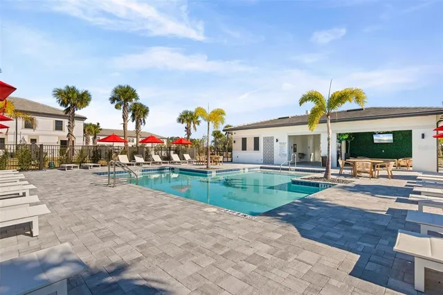 $2,999 | 8025 Gulfstream Court, Lakewood Ranch, FL 34202