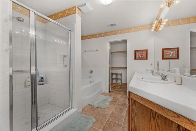 $549,000 | 1947 West Hampton Drive, Hanford, CA 93230