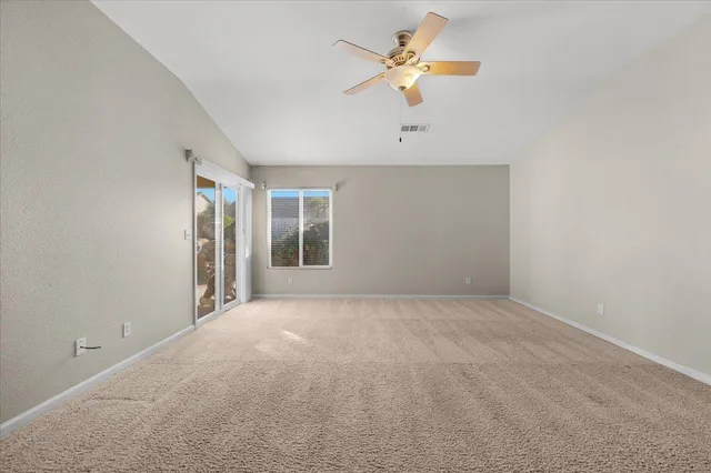 $549,000 | 1947 West Hampton Drive, Hanford, CA 93230