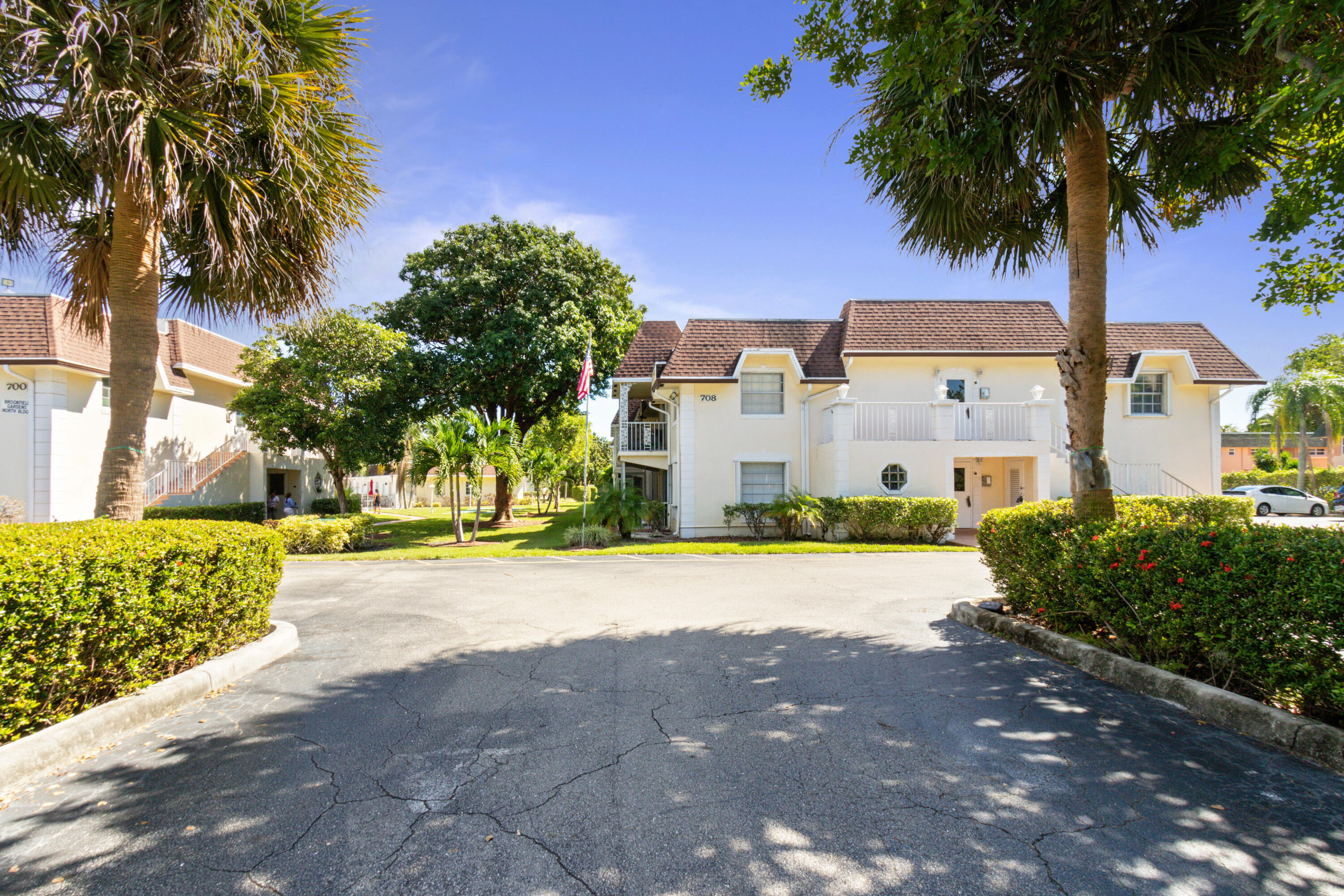 Brookfield Gardens Fasci Garden