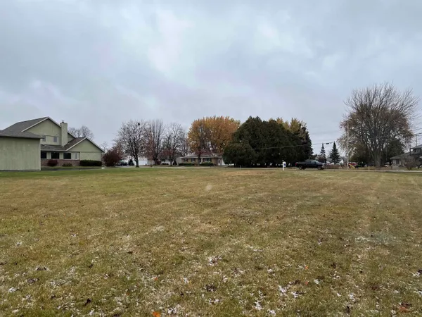 $85,000 | 5425 West Sandra Drive, Appleton, WI 54913