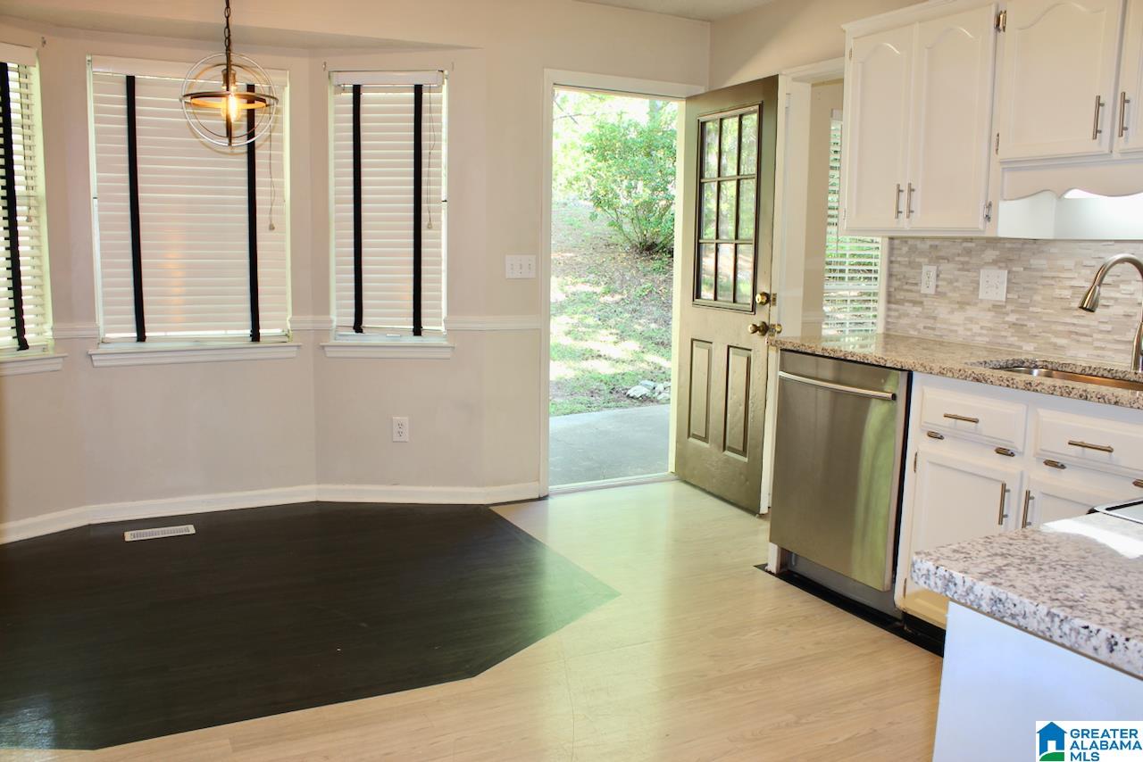 1058 Independence Court Alabaster, AL 35007 - Photo 12 of 35