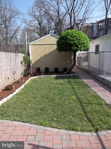 1925 Park Road Northwest Washington, DC 20010 - Photo 13 of 30 Exterior (Rear)