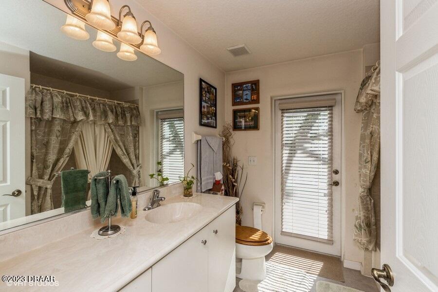 78 Jennifer Circle Ponce Inlet, FL 32127 - Photo 19 of 33 Guest Bathroom