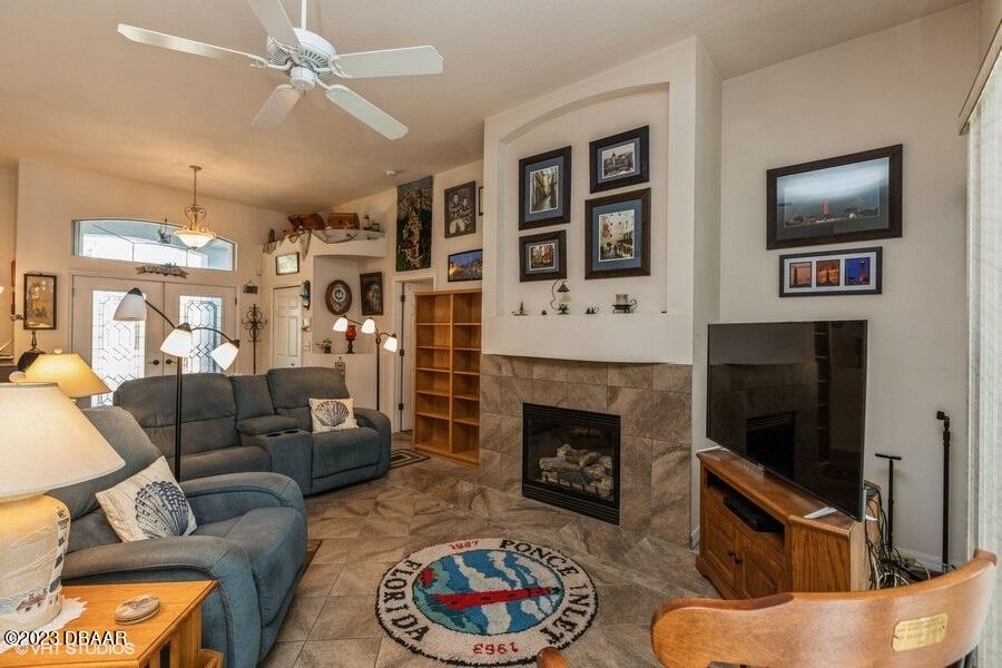 78 Jennifer Circle Ponce Inlet, FL 32127 - Photo 6 of 33 Main Living
