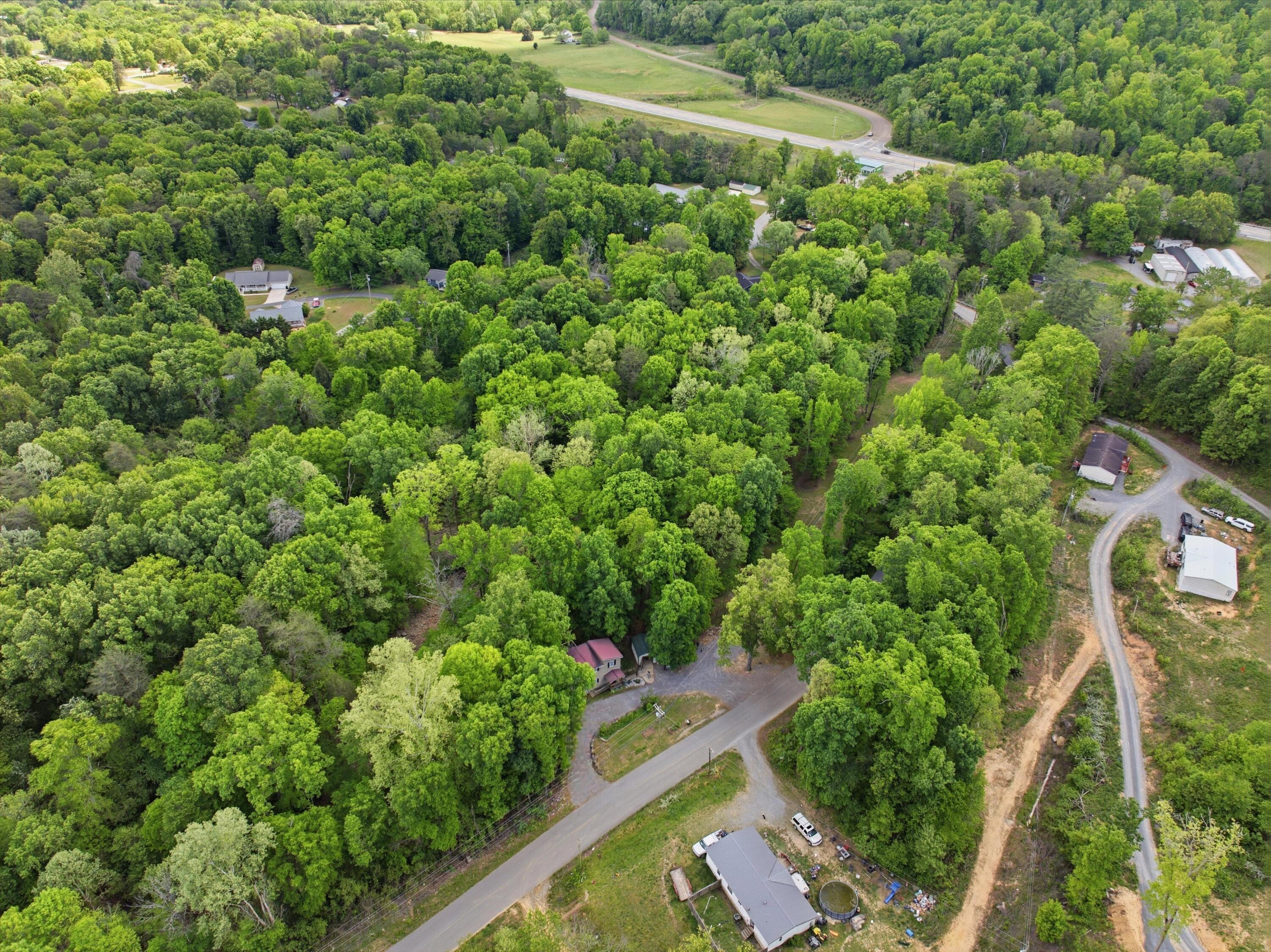 134 Old Union Road Dunlap, TN 37327 - Photo 47 of 51 48-DJI_20260420145322_0485_D_autoremove_