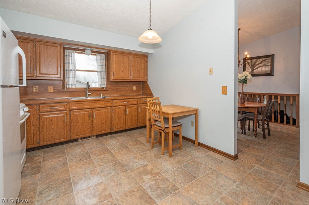 4957 East Calla Road New Middletown, OH 44442 - Photo 16 of 46 Gallery Image 16