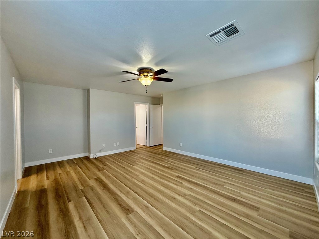 11135 Ranch Valley Street Las Vegas, NV 89179 - Photo 11 of 22