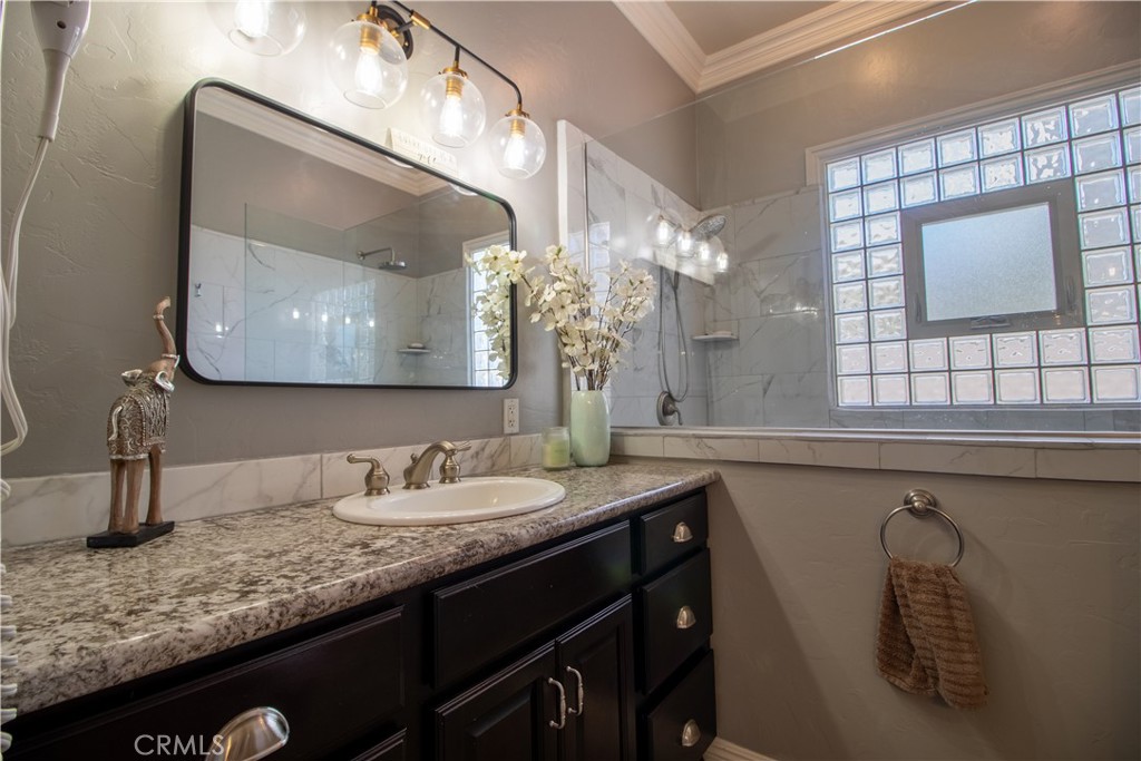 33699 Spring Brook Circle Temecula, CA 92592 - Photo 38 of 46