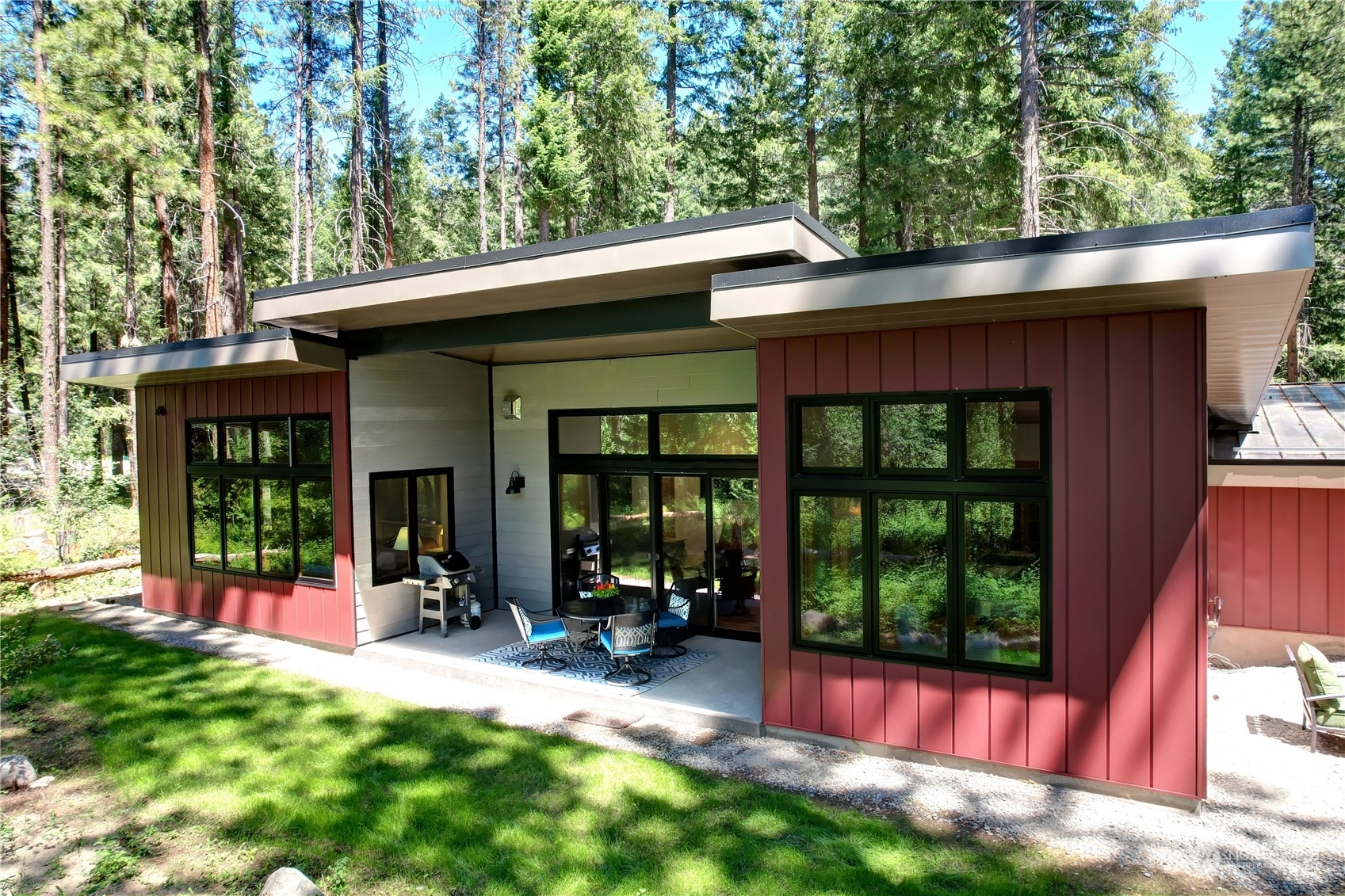 25 Deer Run Loop Road Winthrop, WA 98862 - Photo 1 of 39 Gallery Image 1