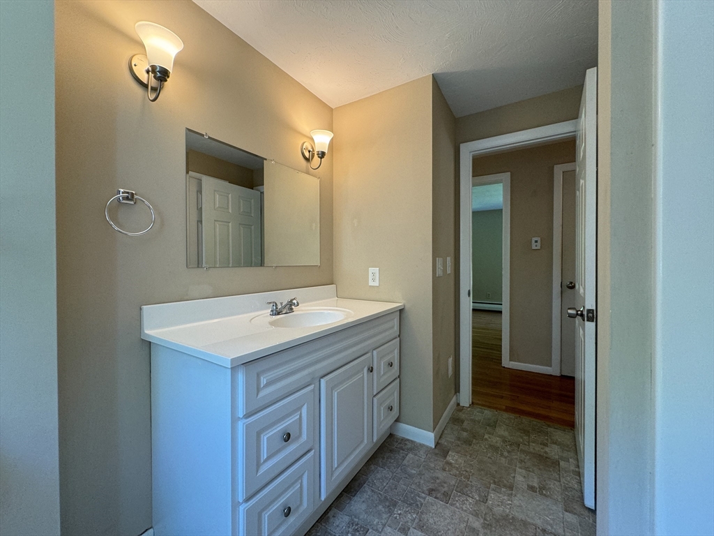 17 Tanglewood Road Paxton, MA 01612 - Photo 30 of 42 Gallery Image 30