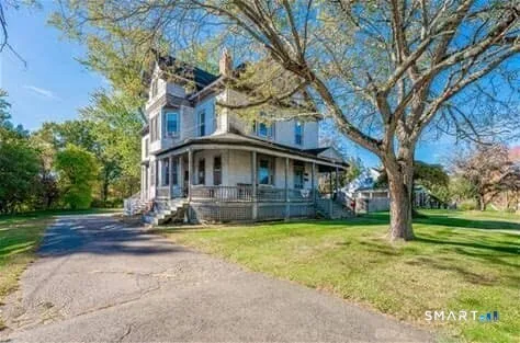 $2,350 | 140 Spring Street, Windsor Locks, CT 06096