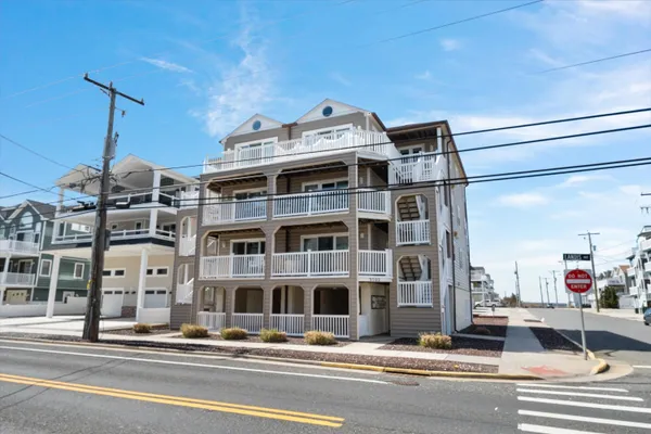 $899,999 | 3502 Landis Avenue, Unit 1 1, Sea Isle City, NJ 08243