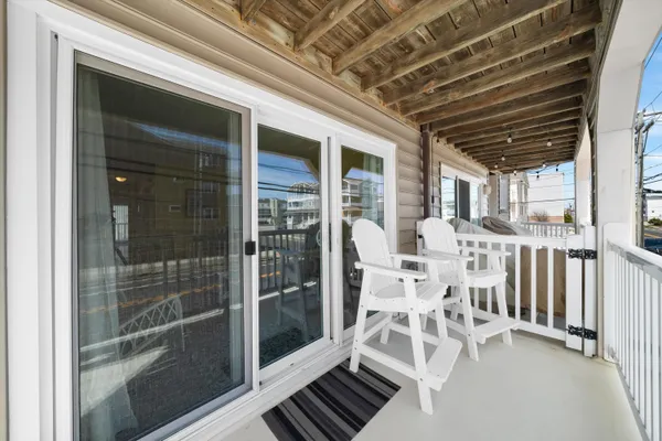 $899,999 | 3502 Landis Avenue, Unit 1, Sea Isle City, NJ 08243