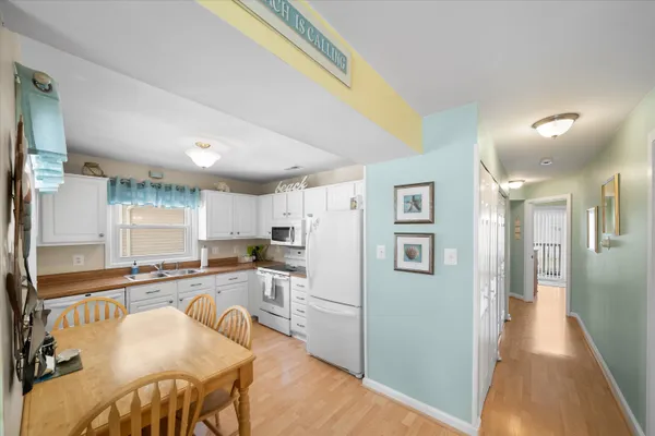 $899,999 | 3502 Landis Avenue, Unit 1, Sea Isle City, NJ 08243