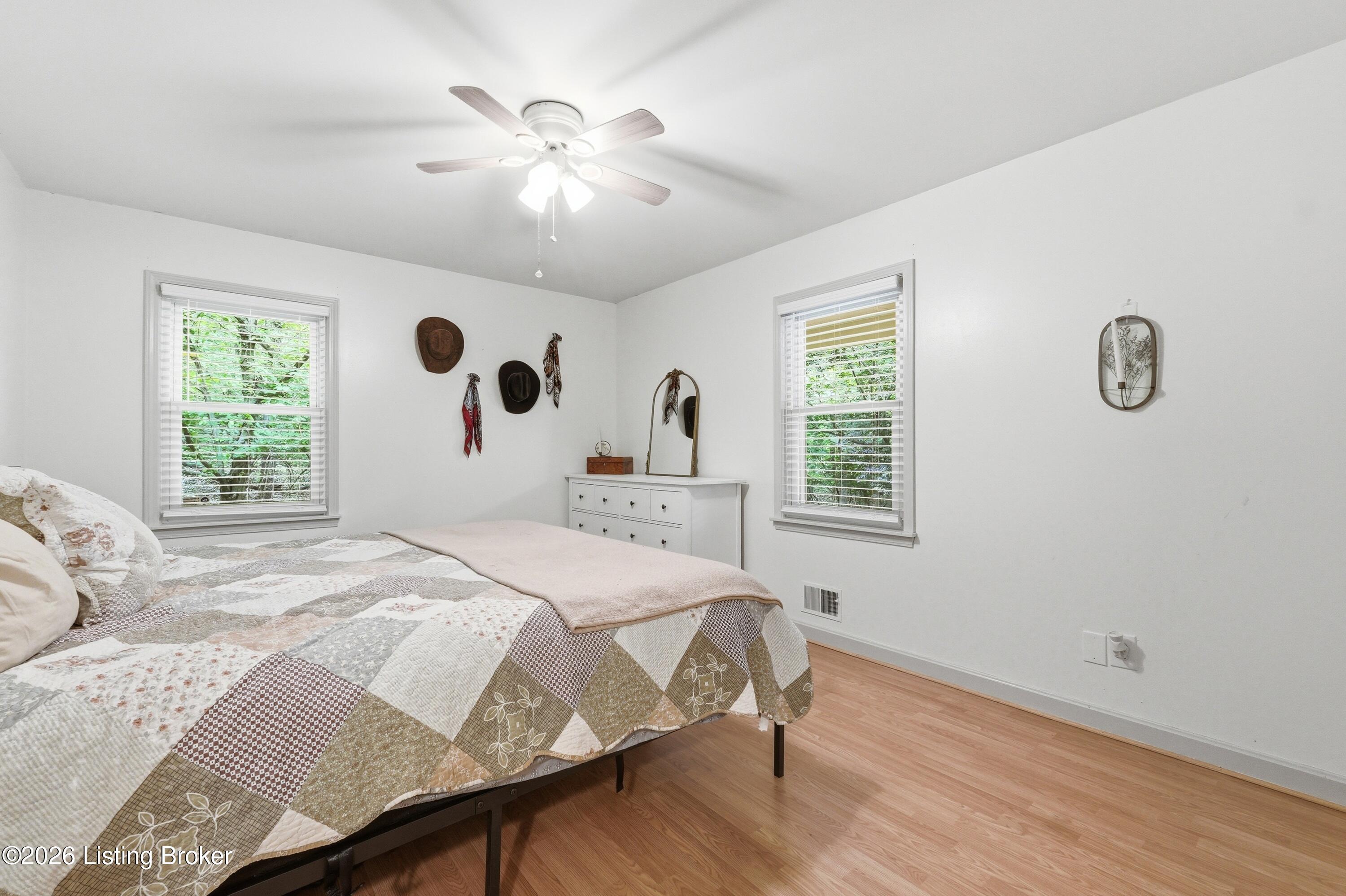 8000 Manslick Road Louisville, KY 40214 - Photo 30 of 46 21_8000manslick_louisvillerealestatemedi