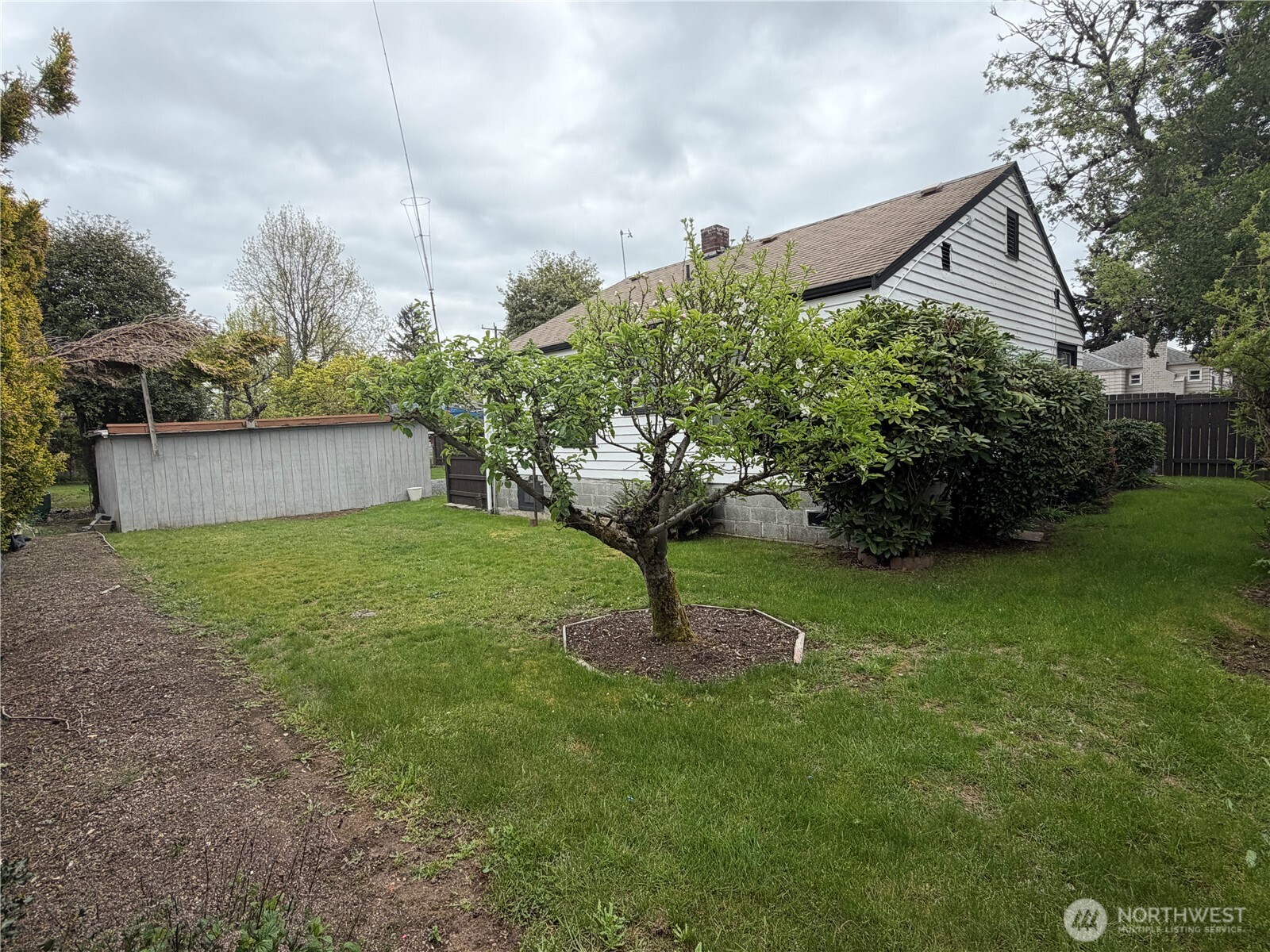 656 Southwest 149th Street Burien, WA 98166 - Photo 10 of 11