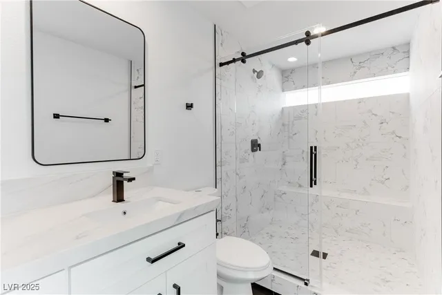 $2,194 | 254 Tower Street, Las Vegas, NV 89101