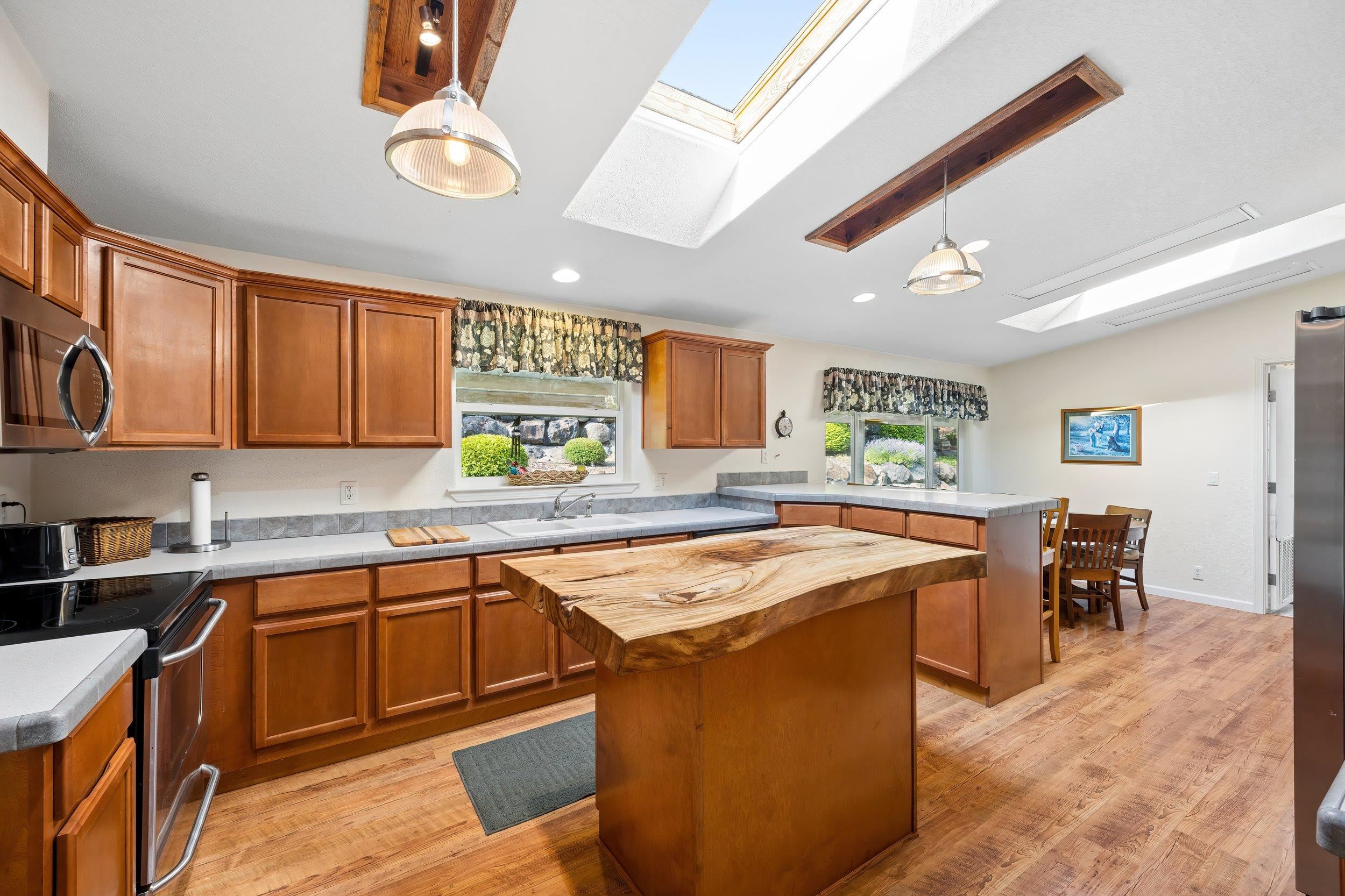 20611 North Wallis Road Mead, WA 99021 - Photo 35 of 50 Gallery Image 35