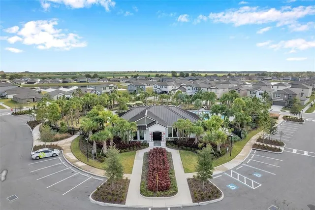 $2,550 | 5517 Blue Azure Drive, Wimauma, FL 33598