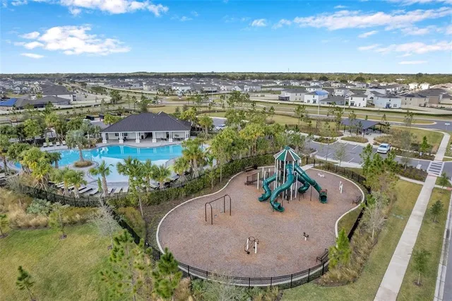 $2,550 | 5517 Blue Azure Drive, Wimauma, FL 33598