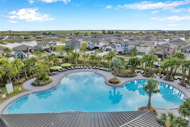 $2,550 | 5517 Blue Azure Drive, Wimauma, FL 33598