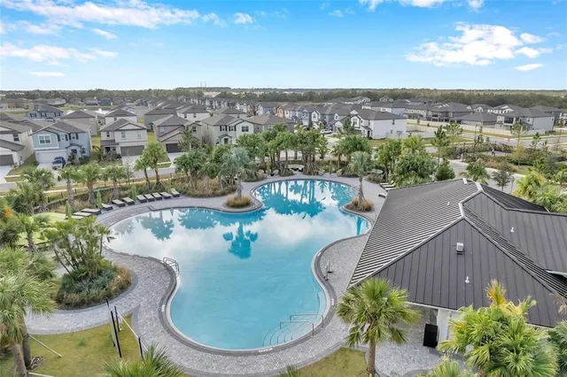 $2,550 | 5517 Blue Azure Drive, Wimauma, FL 33598