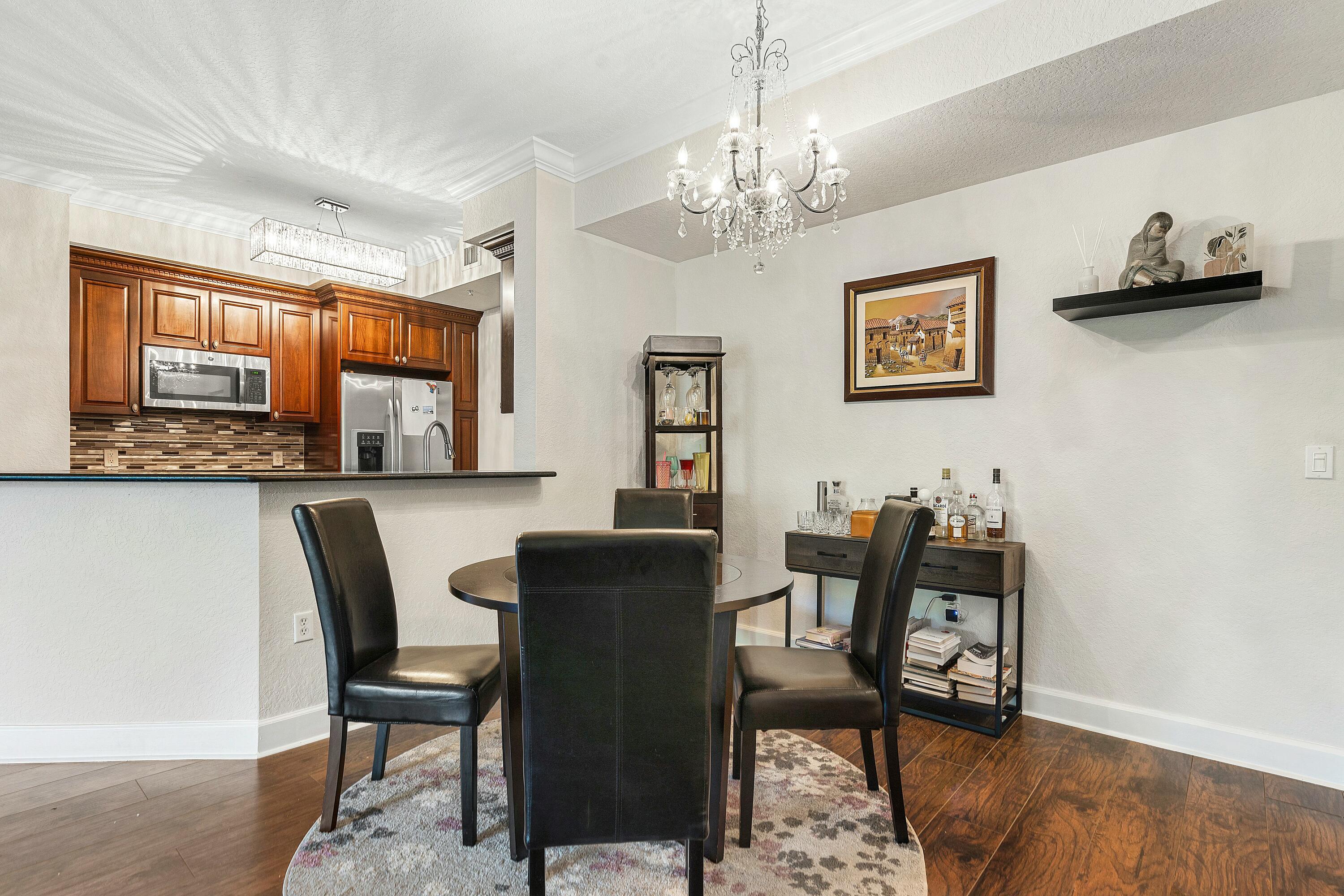 4 Renaissance Way, Unit 414 Boynton Beach, FL 33426 - Photo 9 of 19 Kitchen and Dining Area