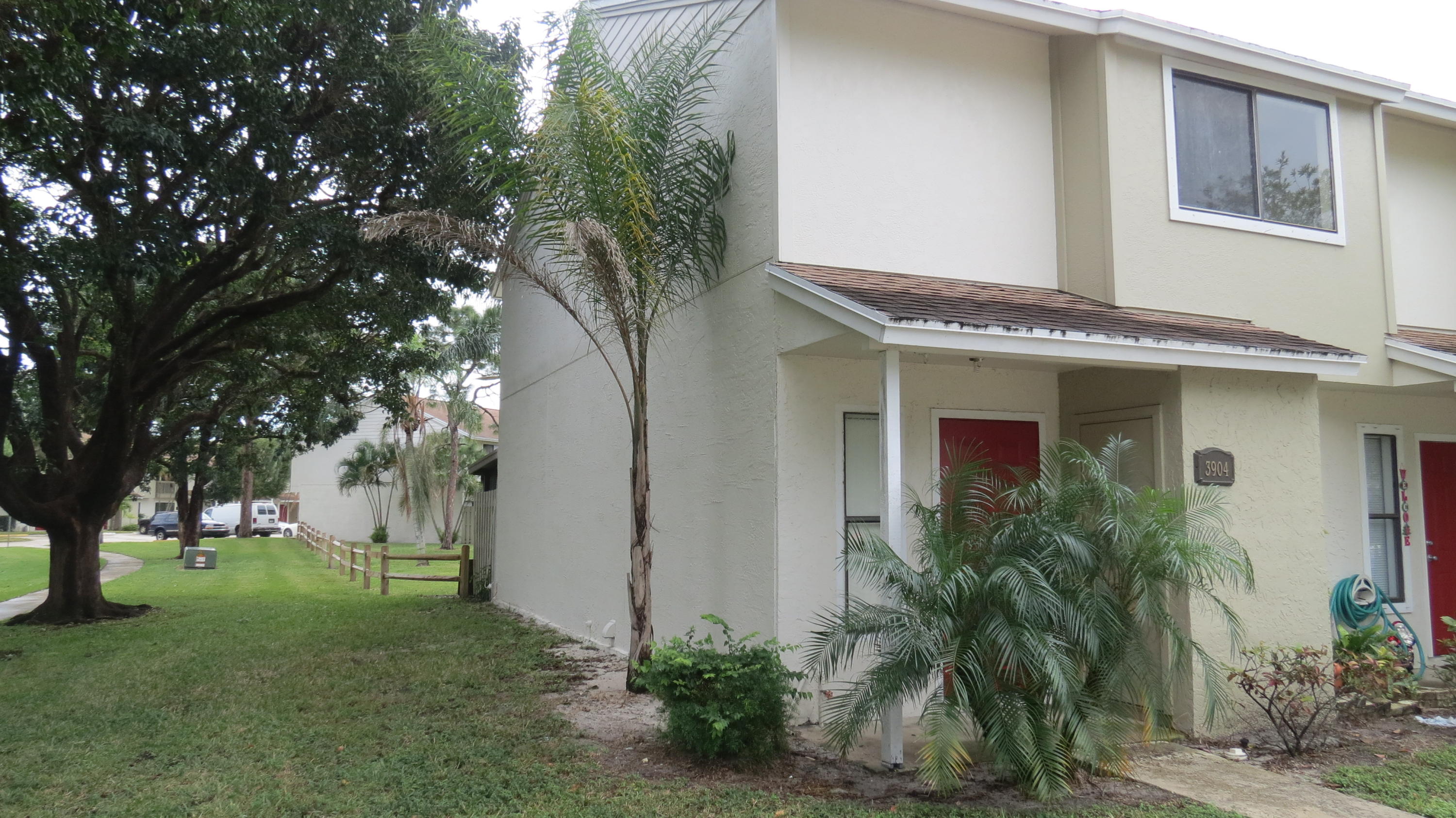 3904 Inlet Circle Greenacres, FL 33463 - Photo 2 of 25 2 Front