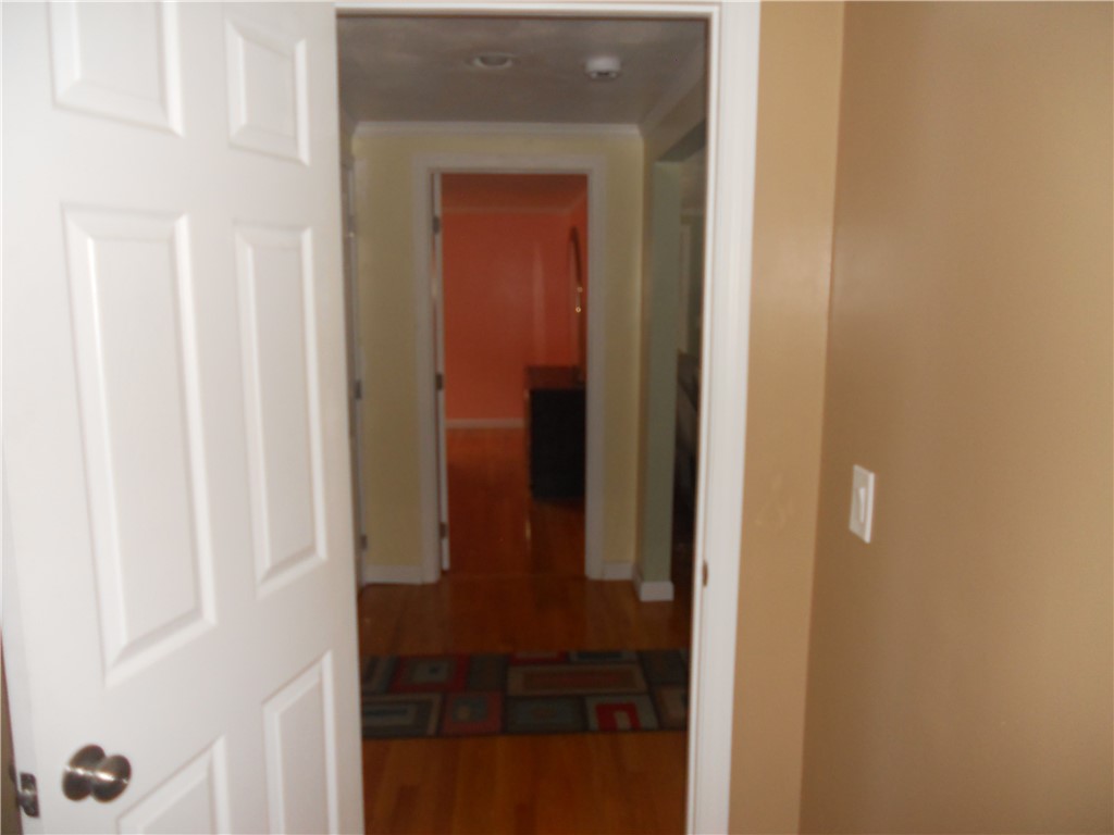 20 Anchorage Road Narragansett, RI 02882 - Photo 15 of 26