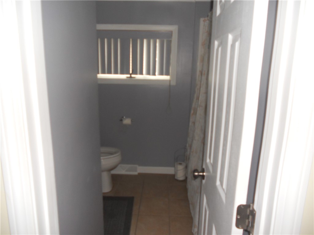 20 Anchorage Road Narragansett, RI 02882 - Photo 23 of 26