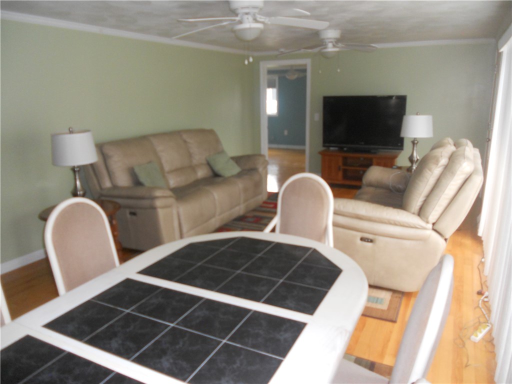 20 Anchorage Road Narragansett, RI 02882 - Photo 8 of 26