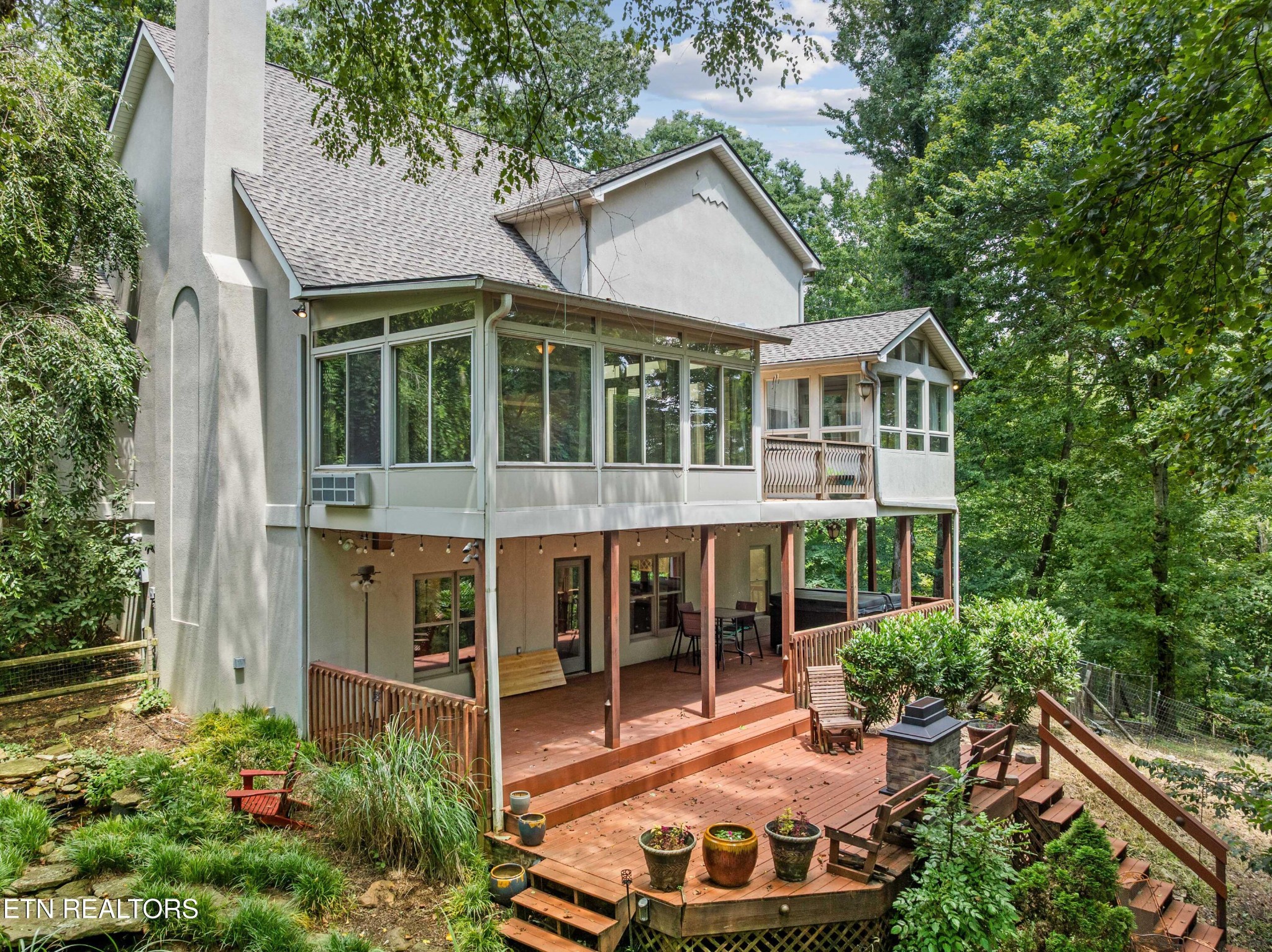309 Bullrun Valley Drive Heiskell, TN 37754 - Photo 2 of 49 a front view of a house with a yard