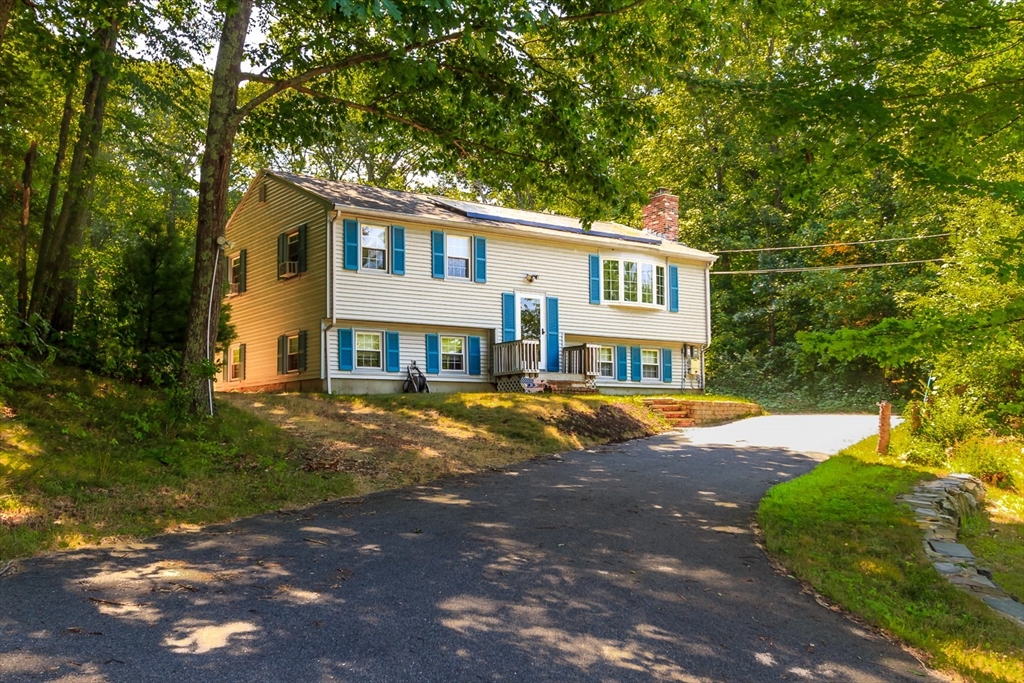 159 Scotland Road Newbury, MA 01951 - Photo 3 of 35 Gallery Image 3