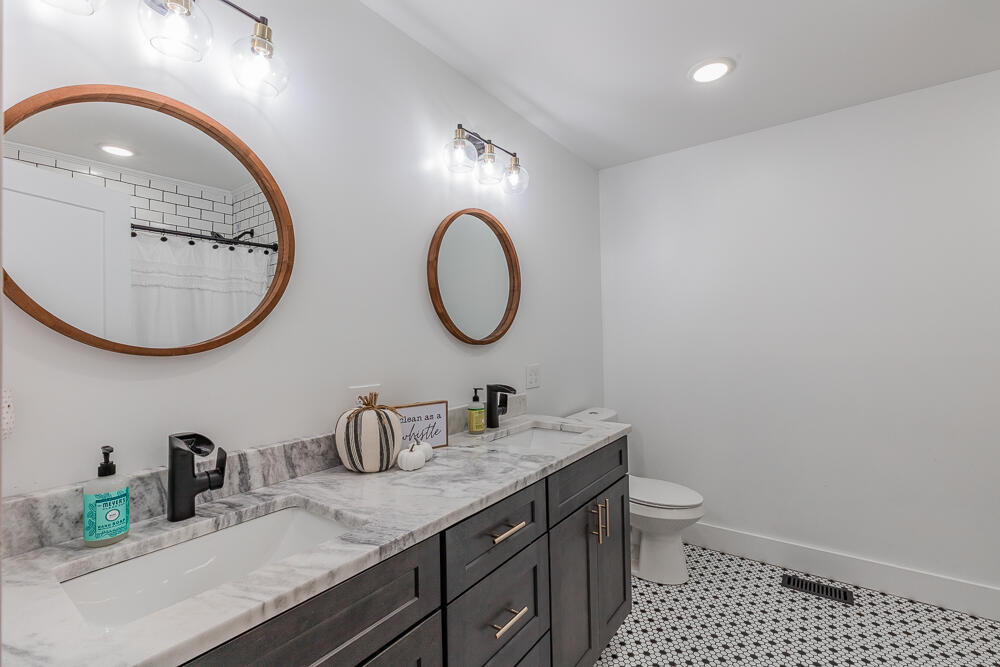 107 Pleasant Hill Drive Dalton, GA 30721 - Photo 19 of 31 107 Pleasant Hill Drive HD-28