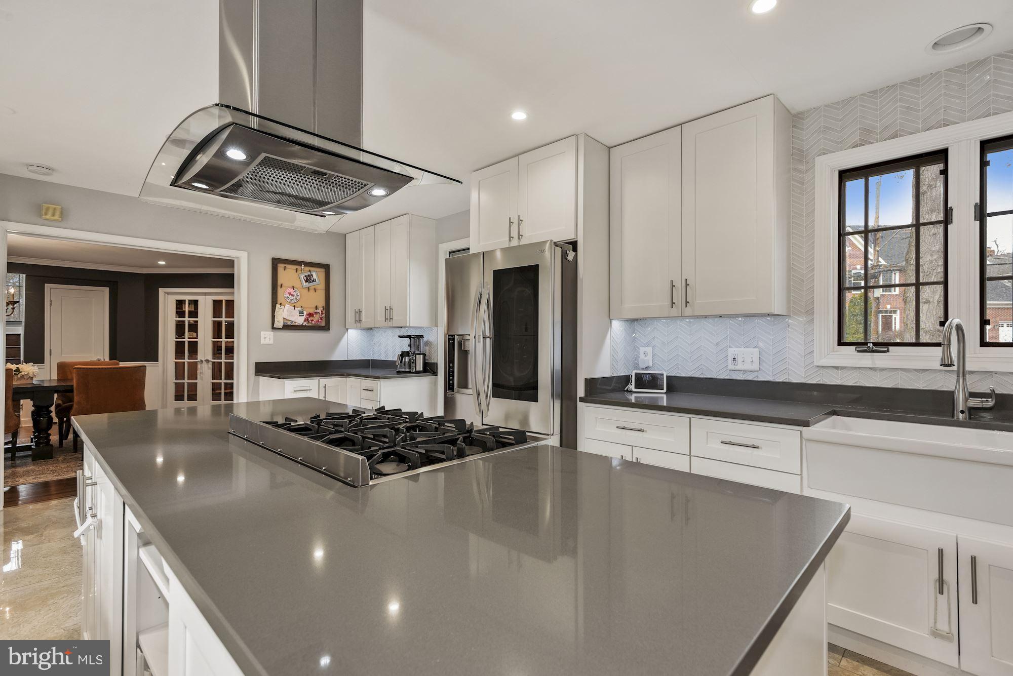 6313 Old Chesterbrook Road McLean, VA 22101 - Photo 15 of 51 Kitchen