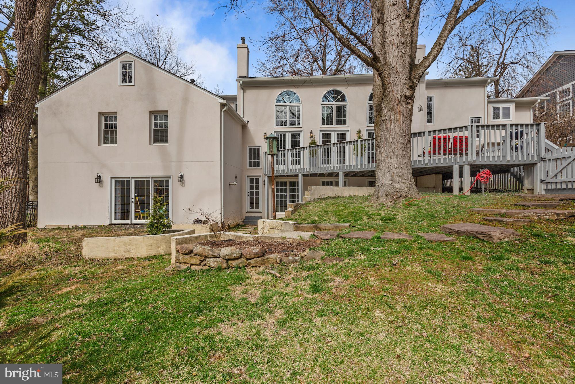 6313 Old Chesterbrook Road McLean, VA 22101 - Photo 48 of 51 Exterior - Rear