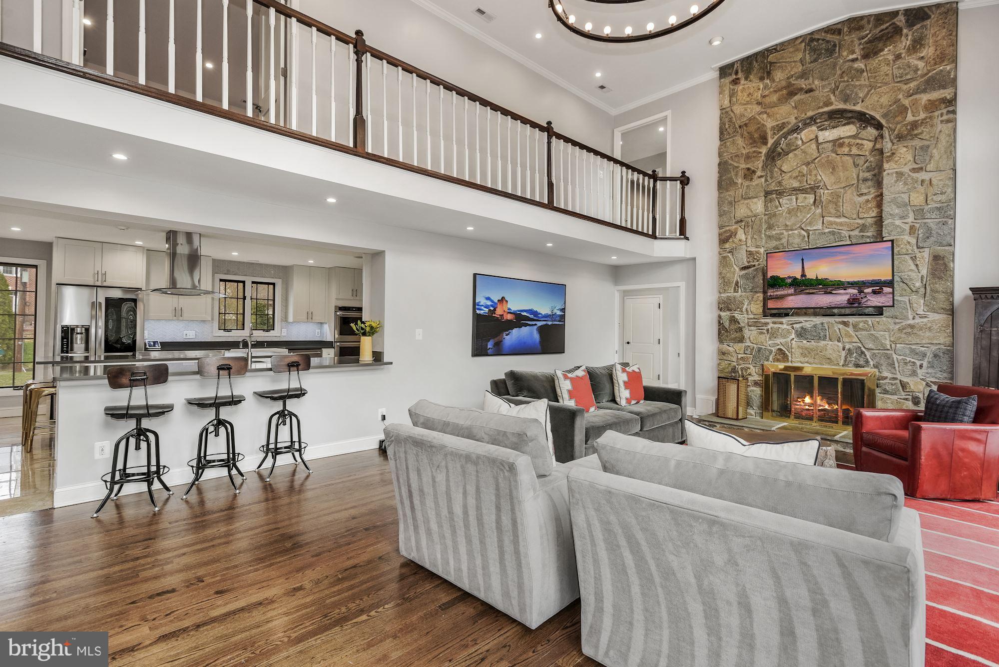 6313 Old Chesterbrook Road McLean, VA 22101 - Photo 6 of 51 Great Room