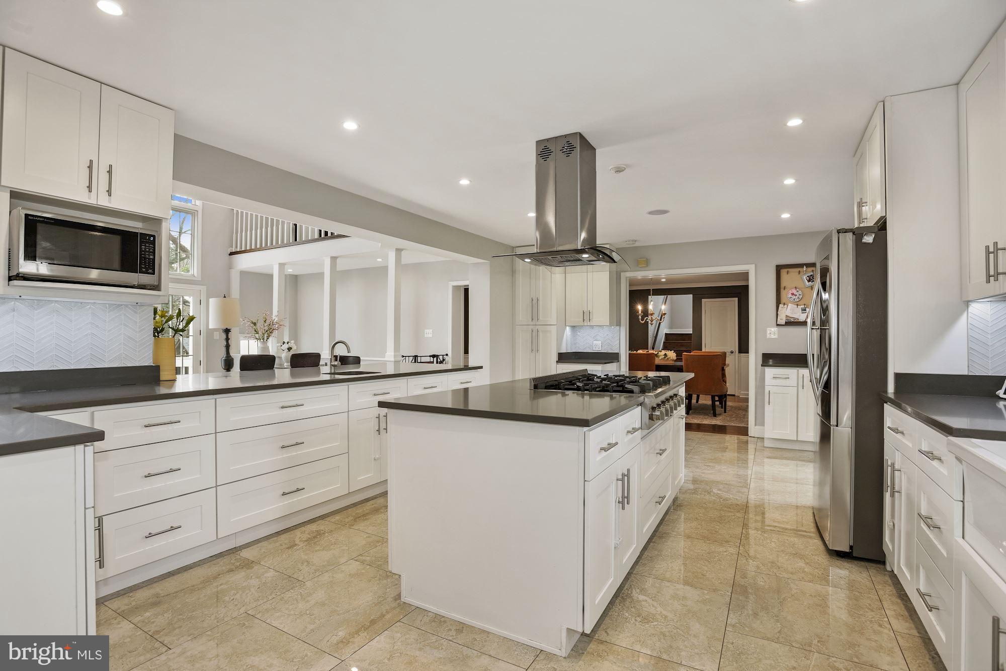 6313 Old Chesterbrook Road McLean, VA 22101 - Photo 8 of 51 Kitchen