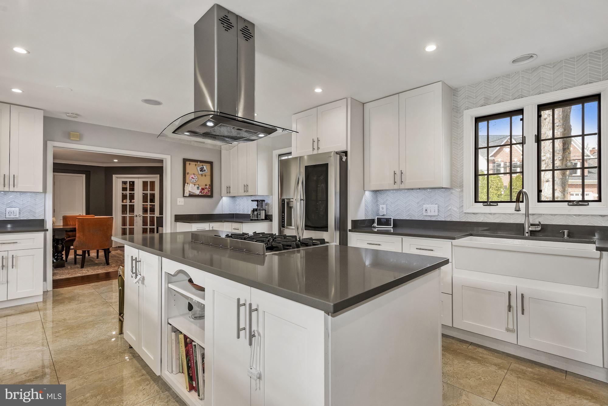 6313 Old Chesterbrook Road McLean, VA 22101 - Photo 9 of 51 Kitchen