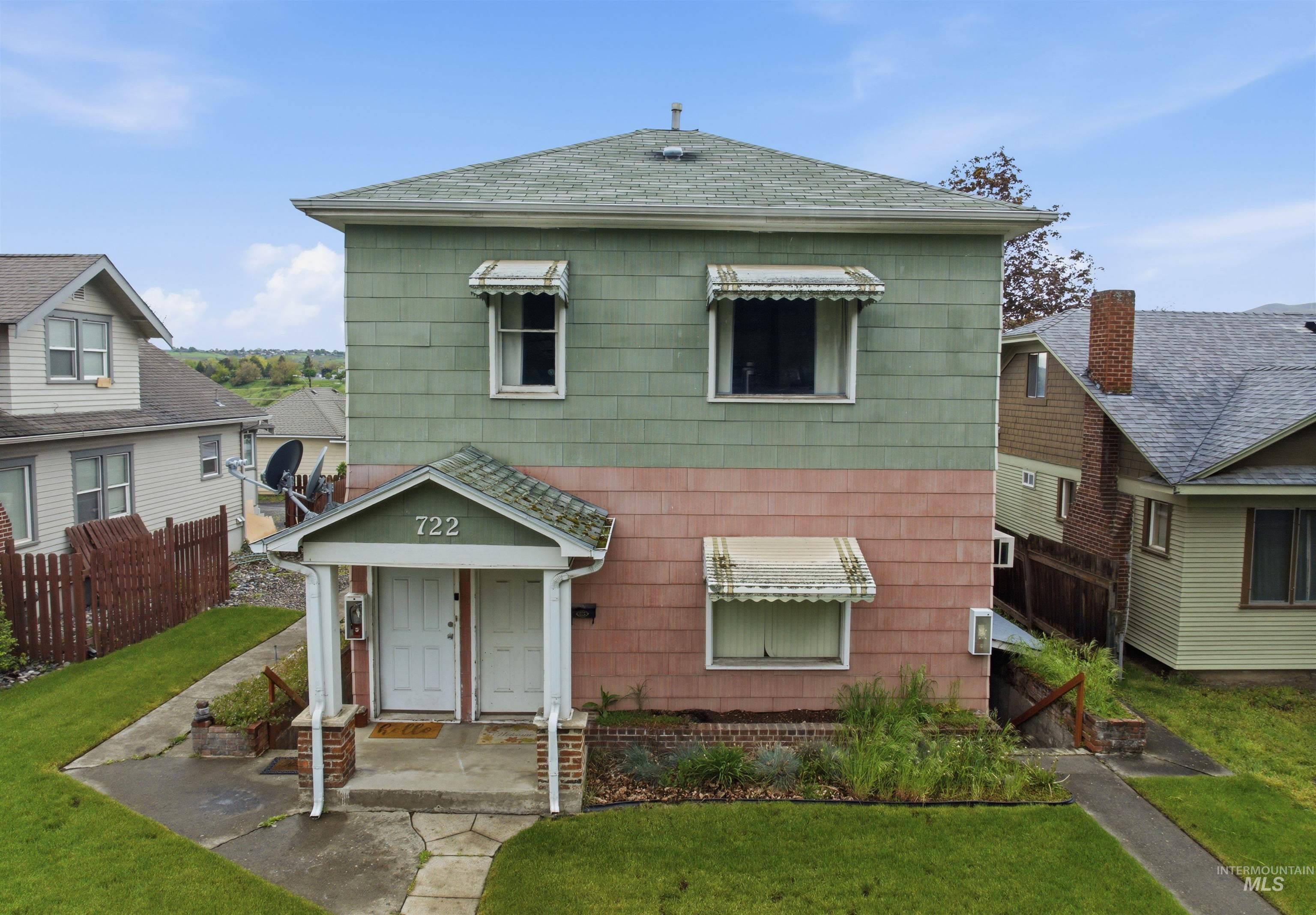 722 3rd Street Lewiston, ID 83501 - Photo 1 of 46