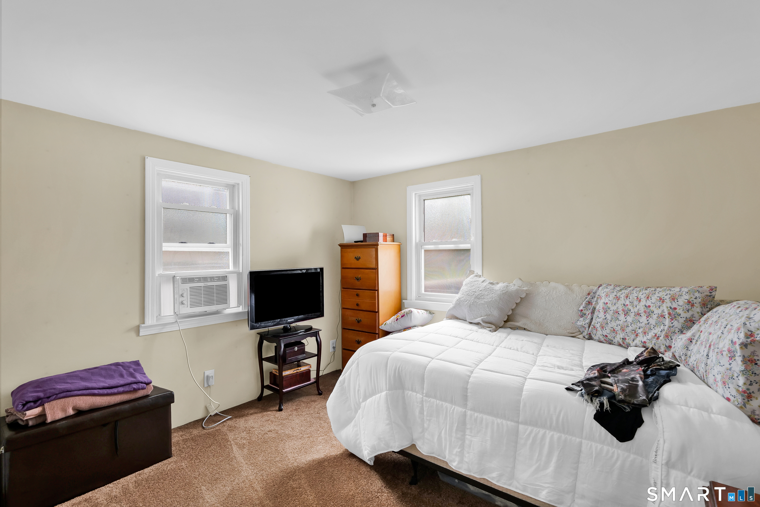 172 Nott Street Wethersfield, CT 06109 - Photo 11 of 35 1st flr bdrm 2