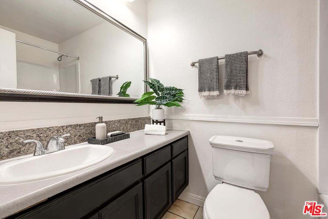 7651 Reseda Boulevard, Unit 3T Reseda, CA 91335 - Photo 17 of 24