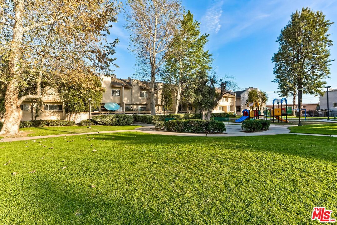 7651 Reseda Boulevard, Unit 3T Reseda, CA 91335 - Photo 22 of 24