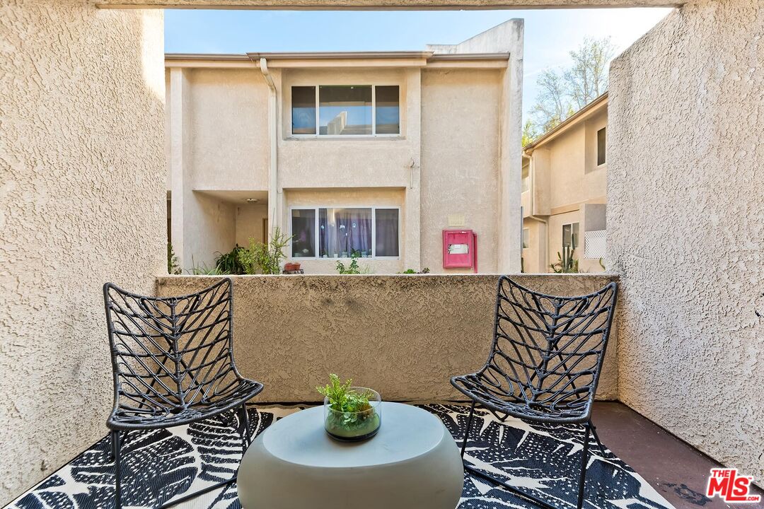 7651 Reseda Boulevard, Unit 3T Reseda, CA 91335 - Photo 6 of 24