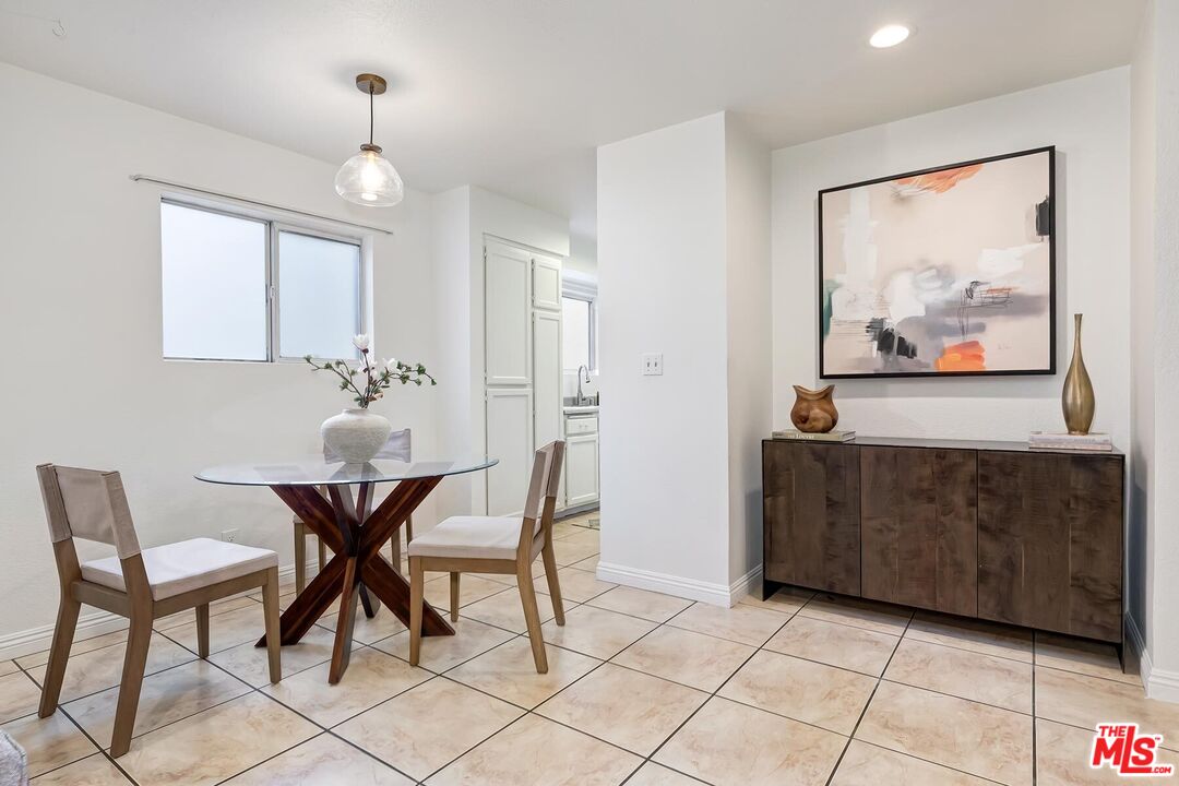 7651 Reseda Boulevard, Unit 3T Reseda, CA 91335 - Photo 8 of 24