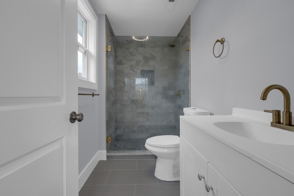 37 Wentworth Road Revere, MA 02151 - Photo 14 of 33 Gallery Image 14