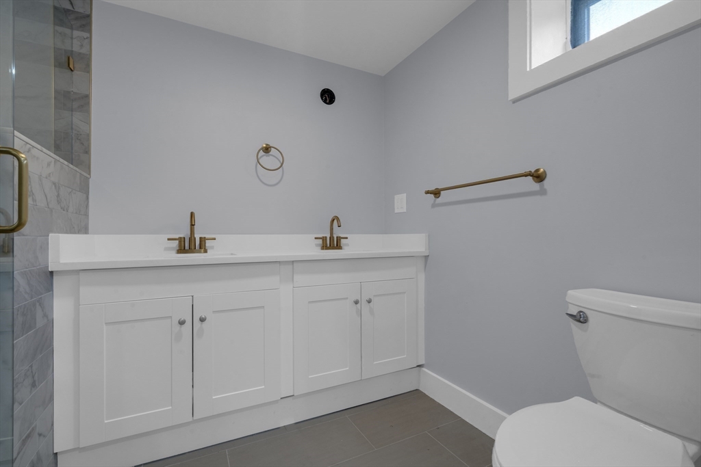 37 Wentworth Road Revere, MA 02151 - Photo 21 of 33 Gallery Image 21